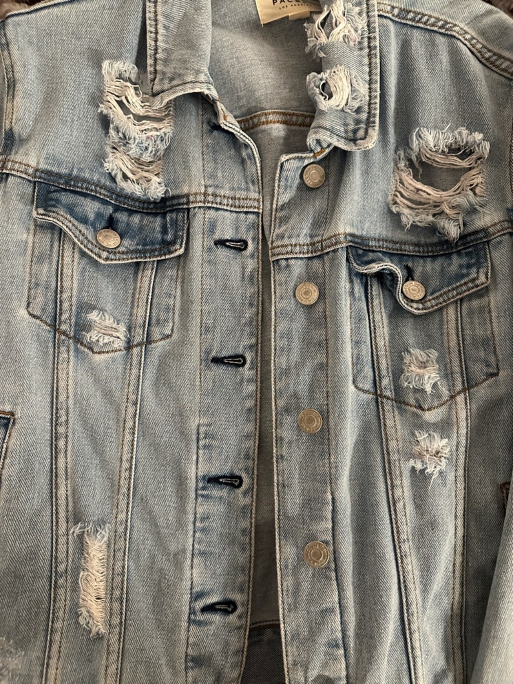 PacSun Light Washed Blue Distressed Denim Jacket Casual Layering Piece Sz Small - Picture 8 of 8